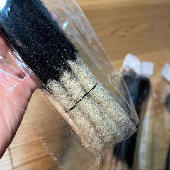 8-inch, 30 Strands Human Hair Extensions - Picture 2 of 5